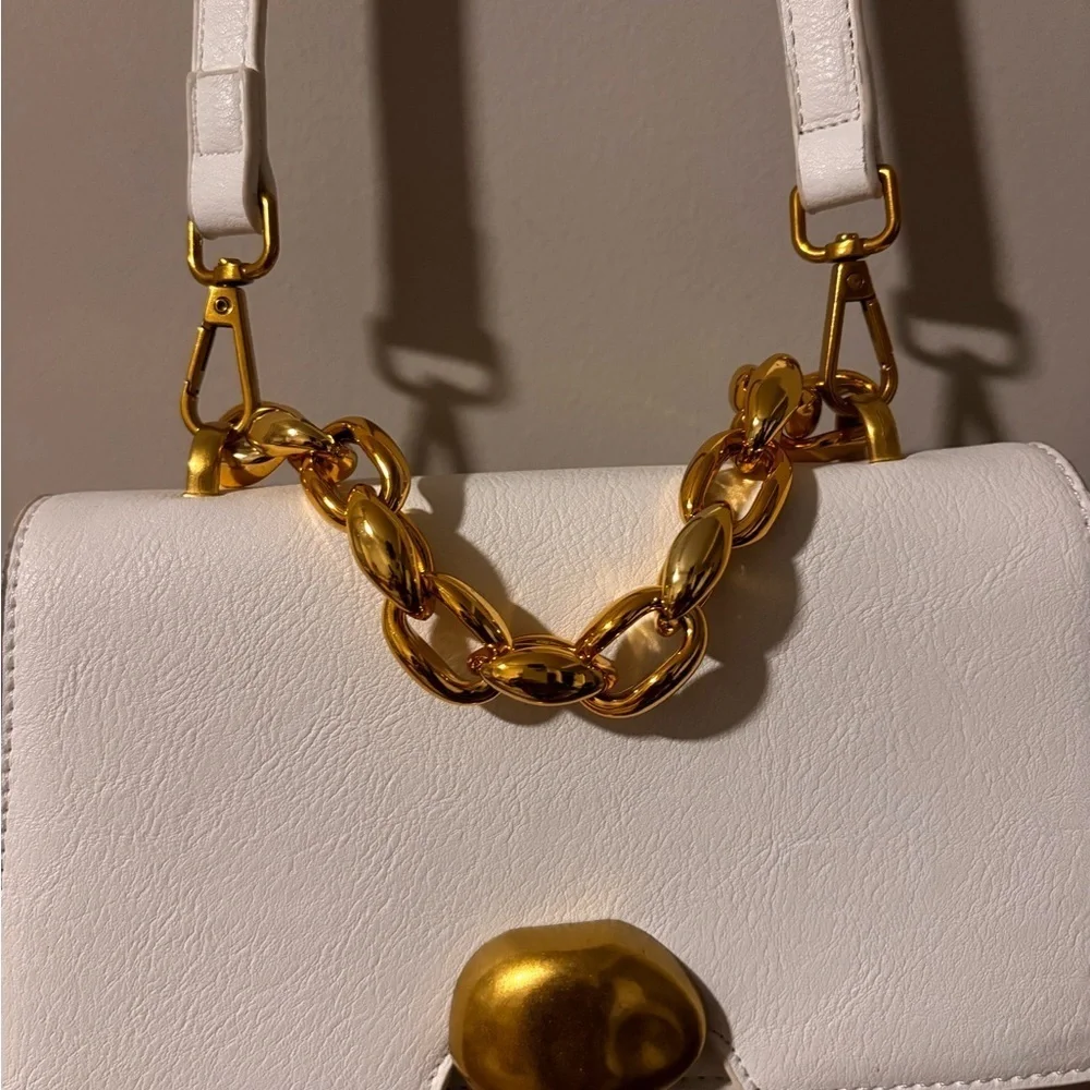 Chic lightweight vegan leather unique small back with removable strap